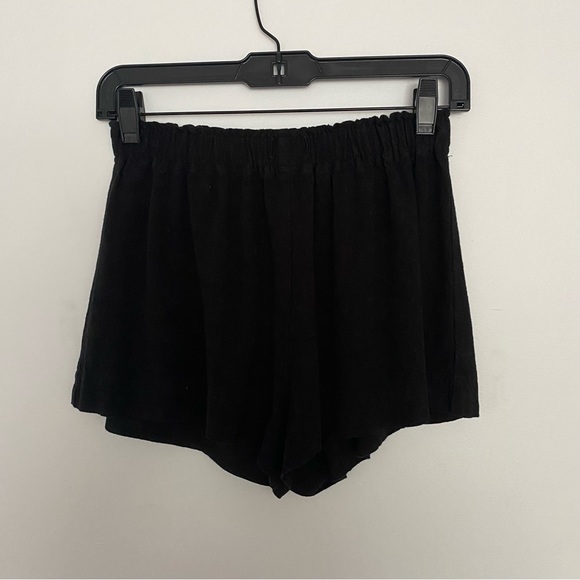 Stillwater LA. Black linen blend elastic waist shorts size small - Picture 2 of 7